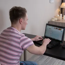 Ariel Temple in '21Sextury' Strip Sex for the Webcam (Thumbnail 1)