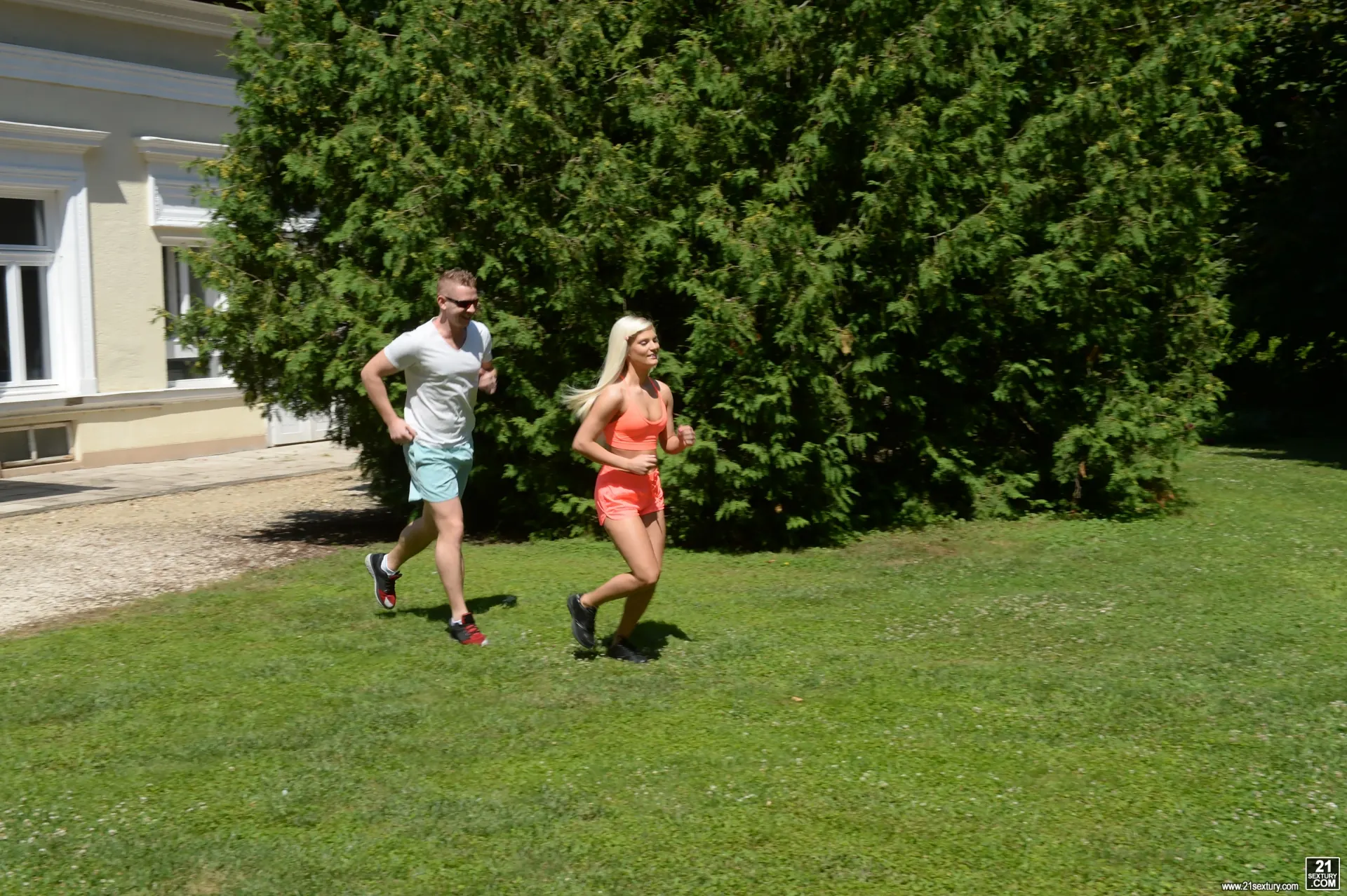 21Sextury 'Running Into Candee' starring Candee Licious (Photo 30)