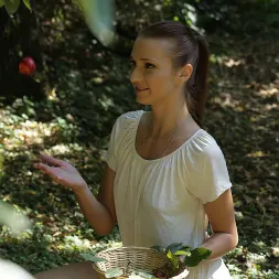 Chelsea Sun in '21Sextury' Pick my Apples (Thumbnail 26)
