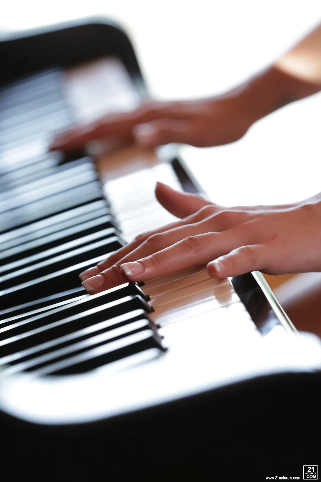 Daphne Klyde in 'Anal Sonata' from '21Sextury' (Photo 9) 21Sextury 'Anal Sonata' starring Daphne Klyde (Photo 9)