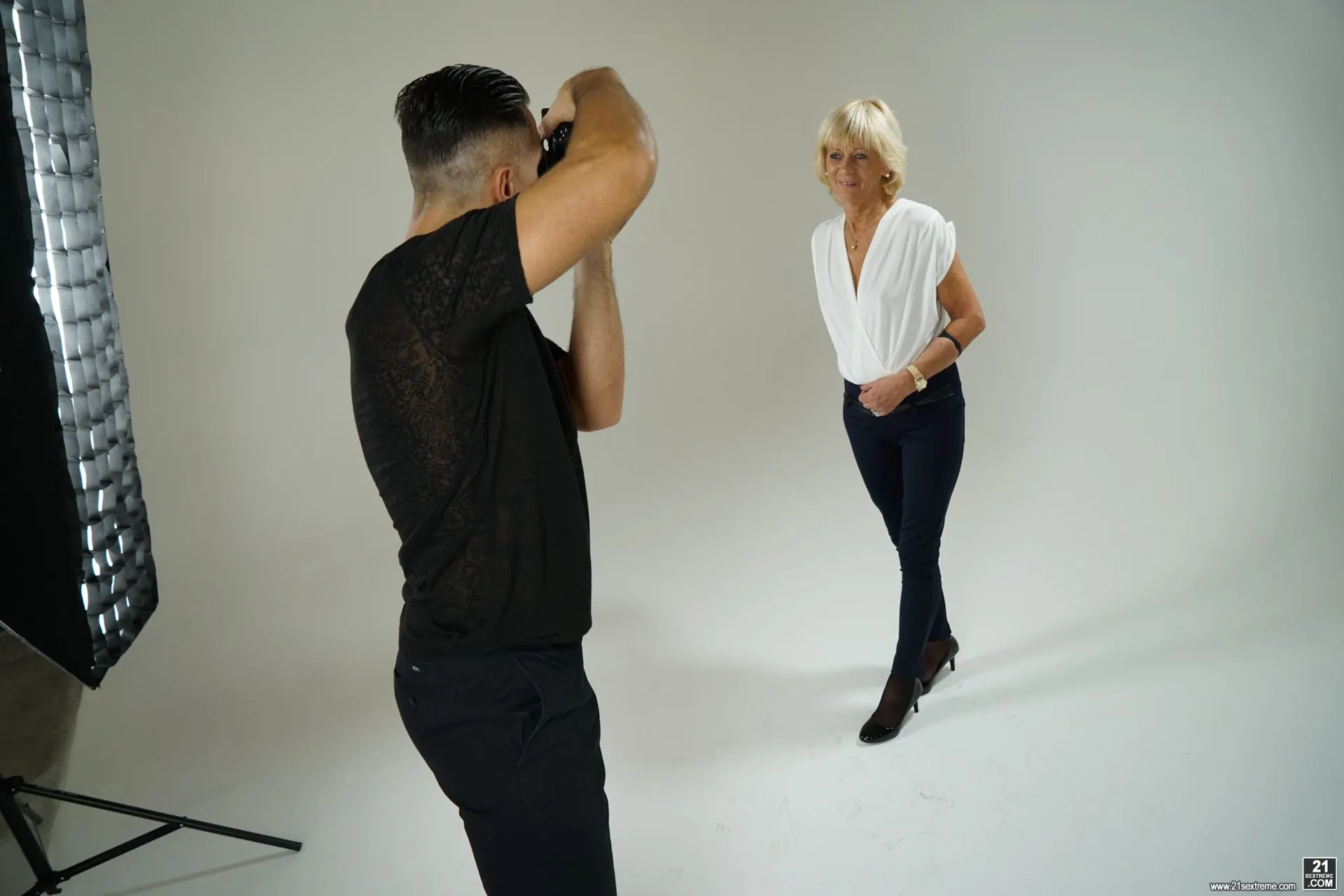 21Sextury 'Being 60 and Sexy' starring Diane Sheperd (Photo 21)