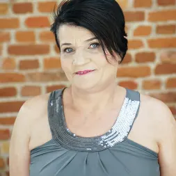 Dolly Bee in '21Sextury' The Good Taste (Thumbnail 1)