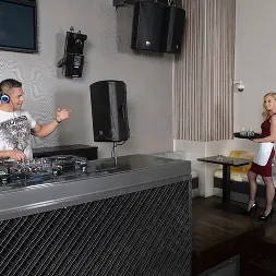 Helena Valentine in '21Sextury' Spin like a record (Thumbnail 34)