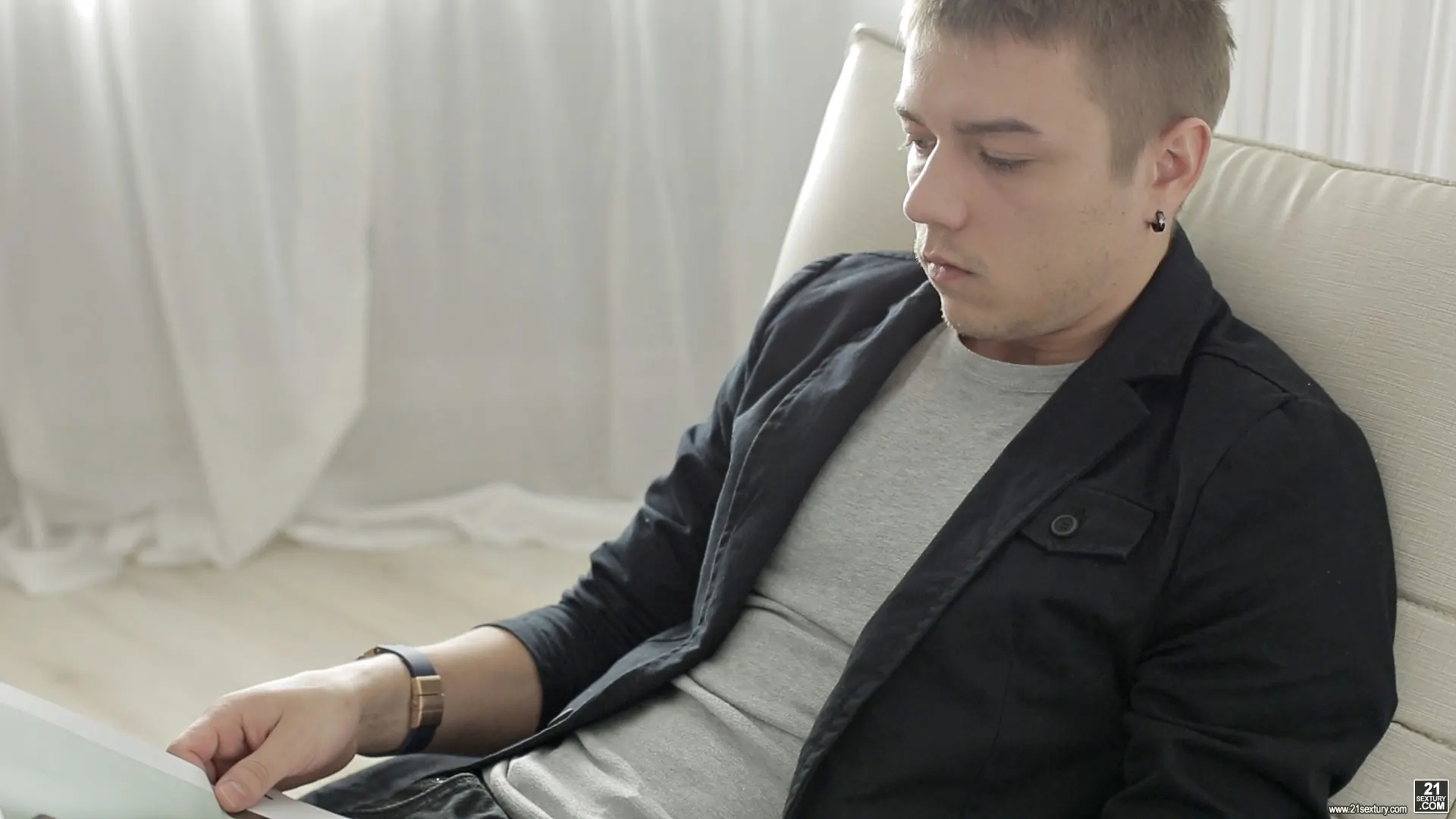 Iza in 'Anal Teen Trifecta' from '21Sextury' (Photo 1) 21Sextury 'Anal Teen Trifecta' starring Iza (Photo 1)