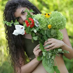 Laurita in Bicycle Delivery (Photo 24) Laurita in '21Sextury' Bicycle Delivery (Thumbnail 24)