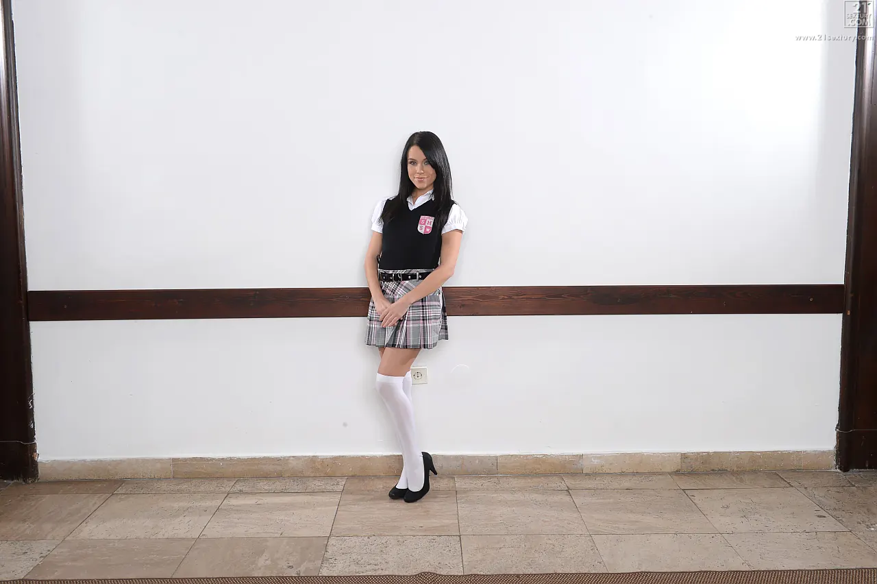 21Sextury 'Before Bedtime' starring Megan Rain (Photo 1)