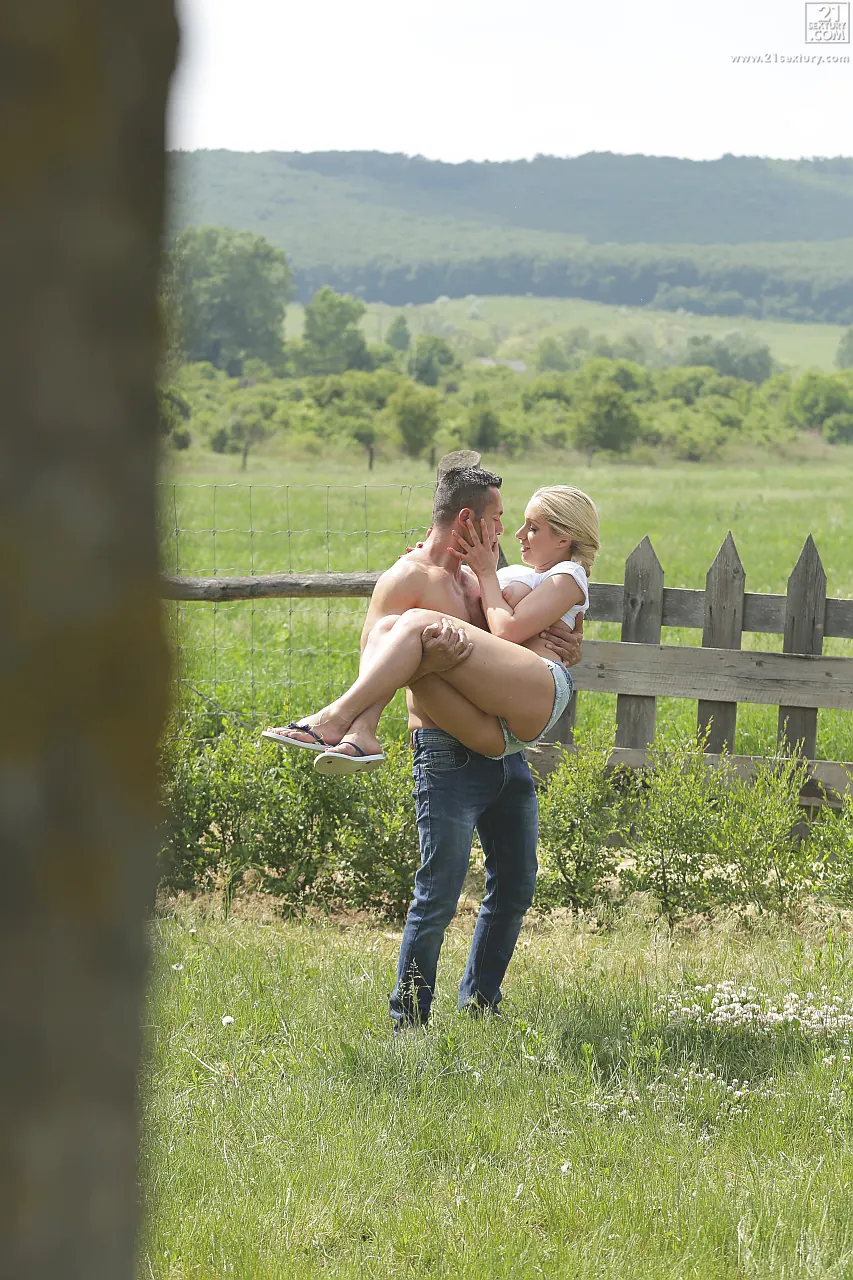 Melanie Gold in 'Golden Days' from '21Sextury' (Photo 60) 21Sextury 'Golden Days' starring Melanie Gold (Photo 60)