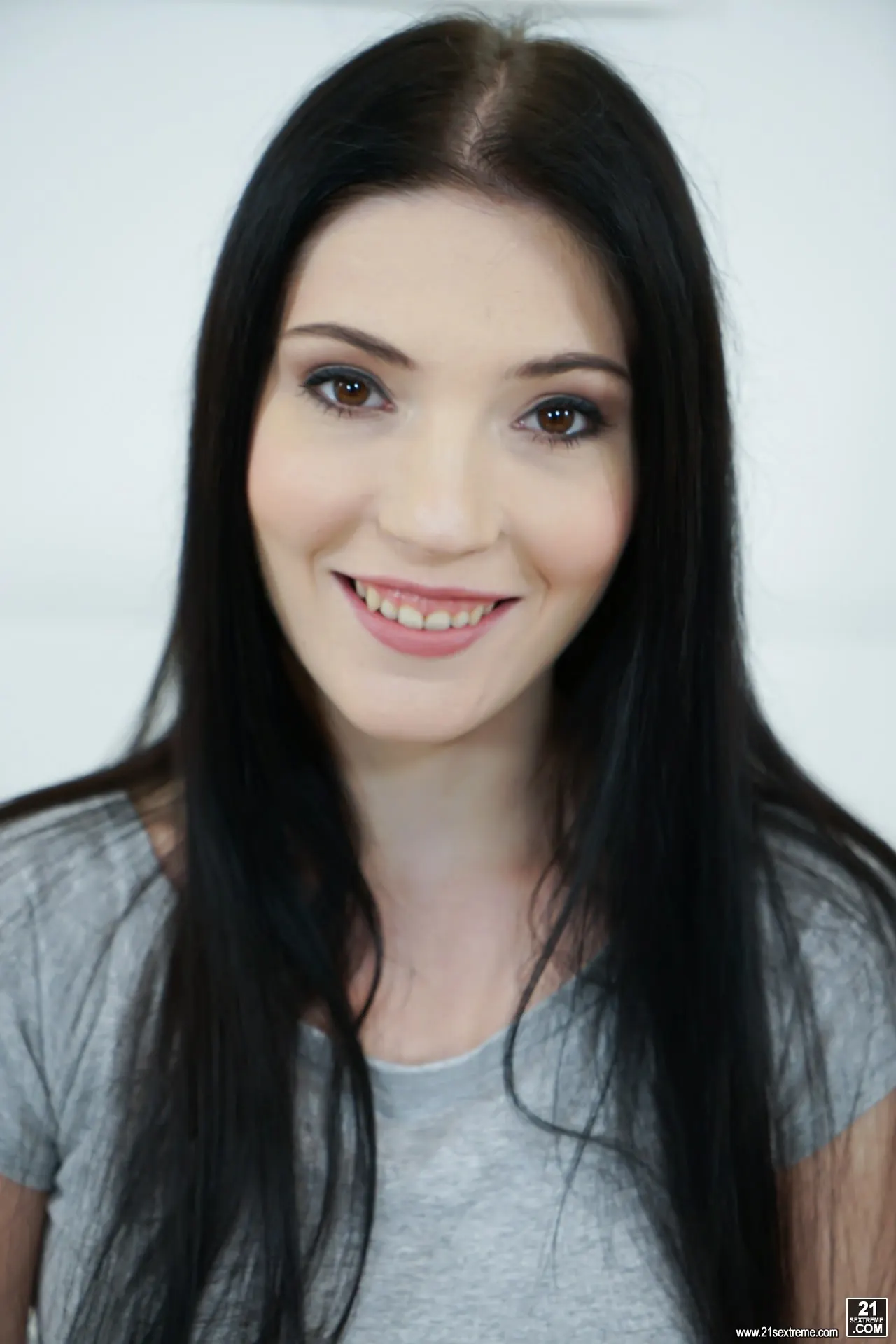 Mia Evans in 'Pounding Mia's Box' from '21Sextury' (Photo 1) 21Sextury 'Pounding Mia's Box' starring Mia Evans (Photo 1)