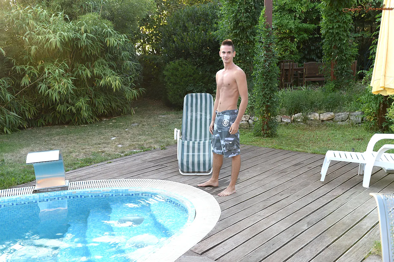 21Sextury 'Where are my trunks' starring Nanney (Photo 1)