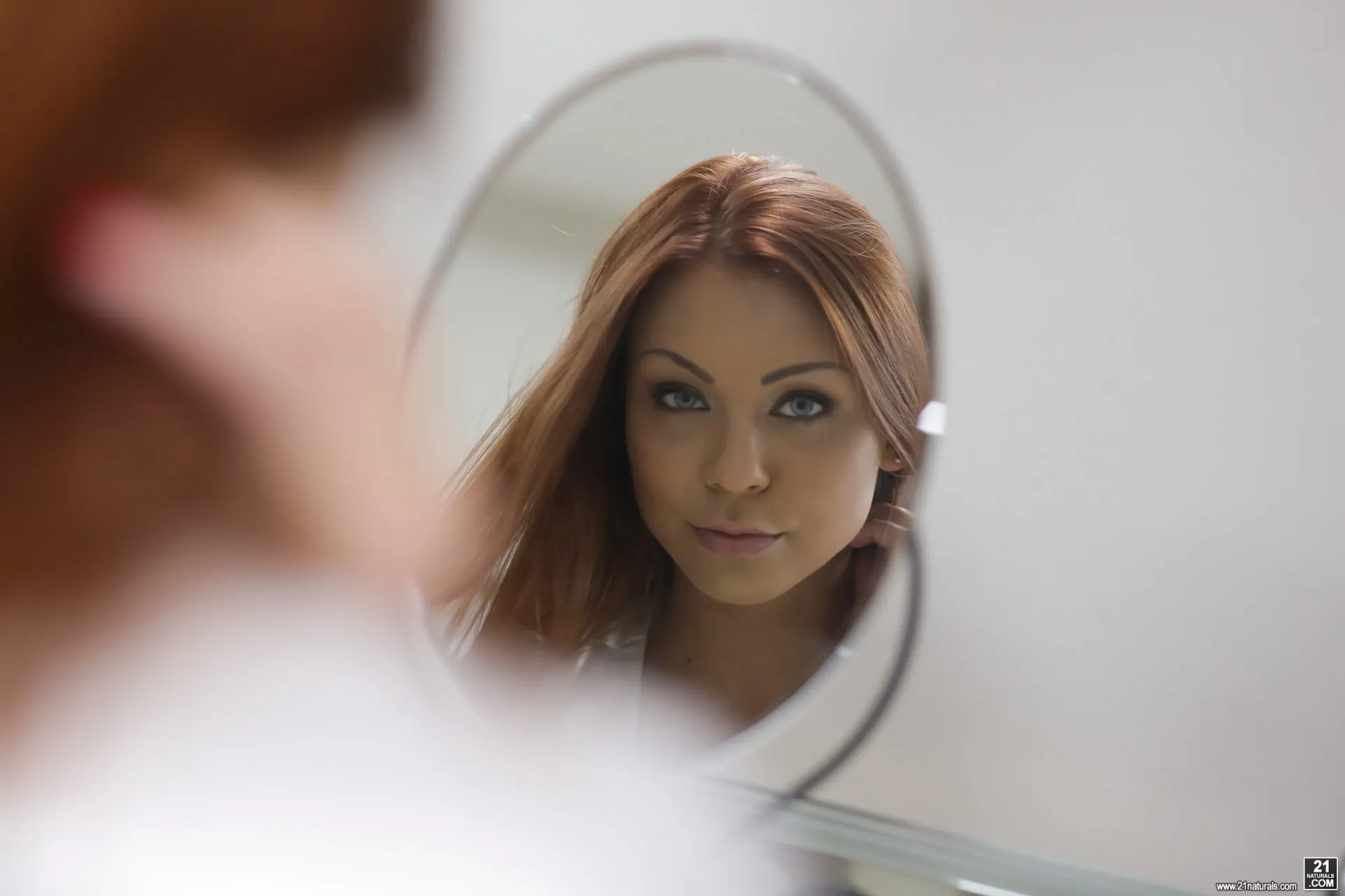 21Sextury 'Lacy Toe Tease' starring Ornella Morgan (Photo 8)