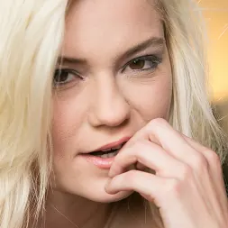 Sara Luvv in '21Sextury' The VIP Party (Thumbnail 258)