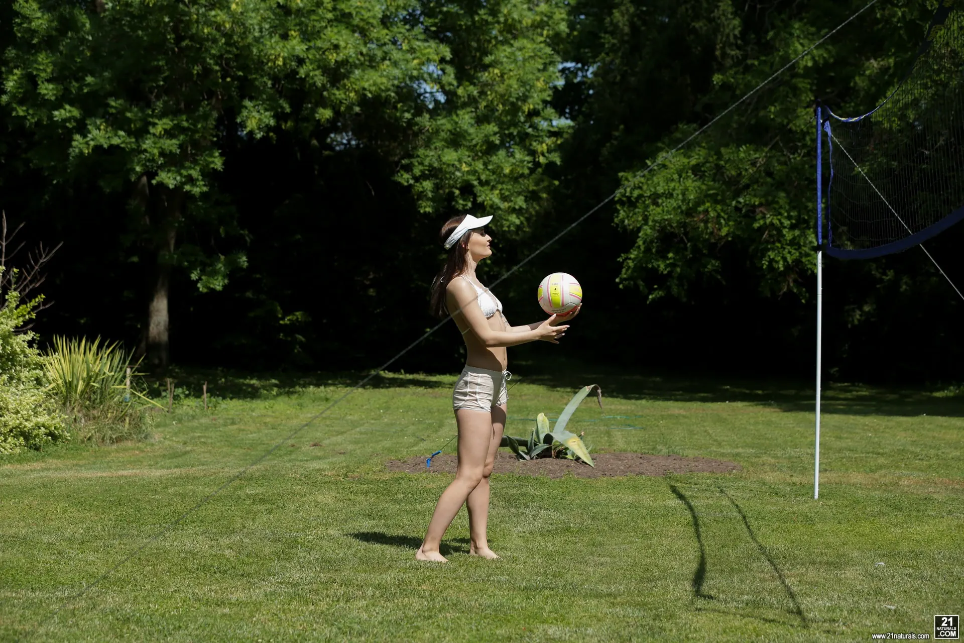 21Sextury 'Volley Babe' starring Sasha Sparrow (Photo 1)