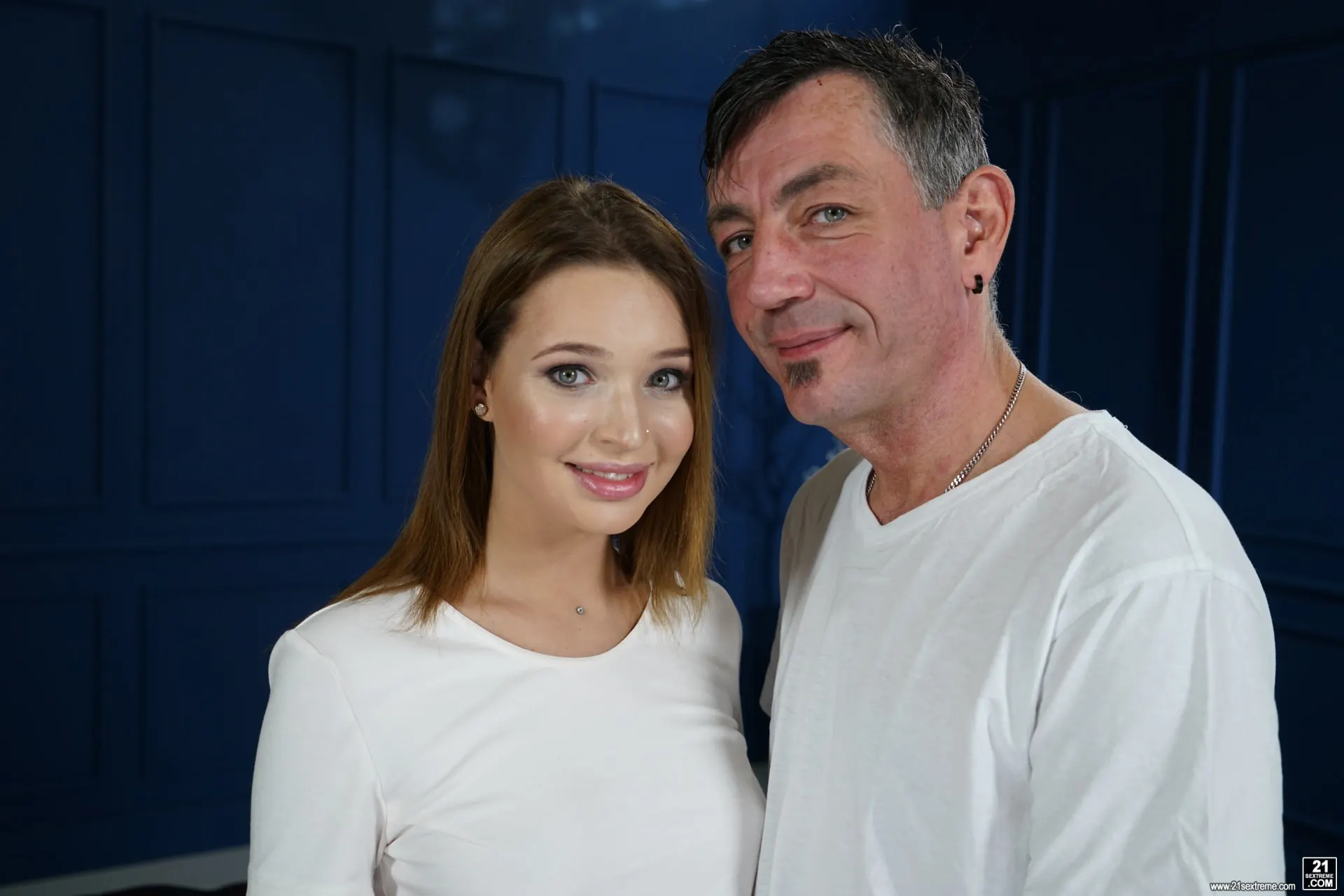 Shelley Bliss in 'Teacher-Student Romance' from '21Sextury' (Photo 16) 21Sextury 'Teacher-Student Romance' starring Shelley Bliss (Photo 16)