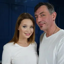 Shelley Bliss in '21Sextury' Teacher-Student Romance (Thumbnail 16)