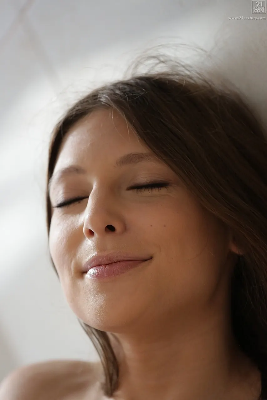 Thalia Mint in 'Fresh like a Mint' from '21Sextury' (Photo 120) 21Sextury 'Fresh like a Mint' starring Thalia Mint (Photo 120)