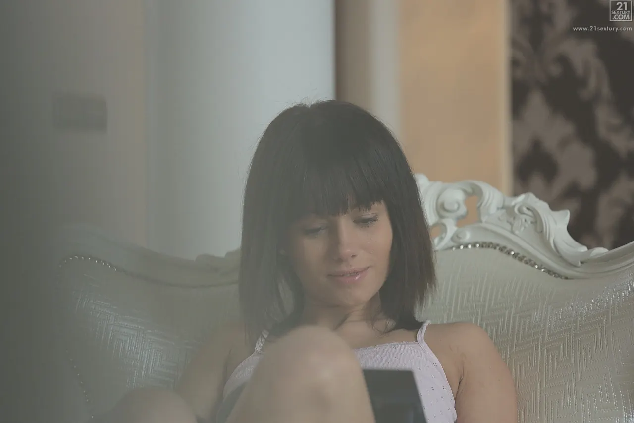 21Sextury 'T for Tifani' starring Tina Walker (Photo 1)