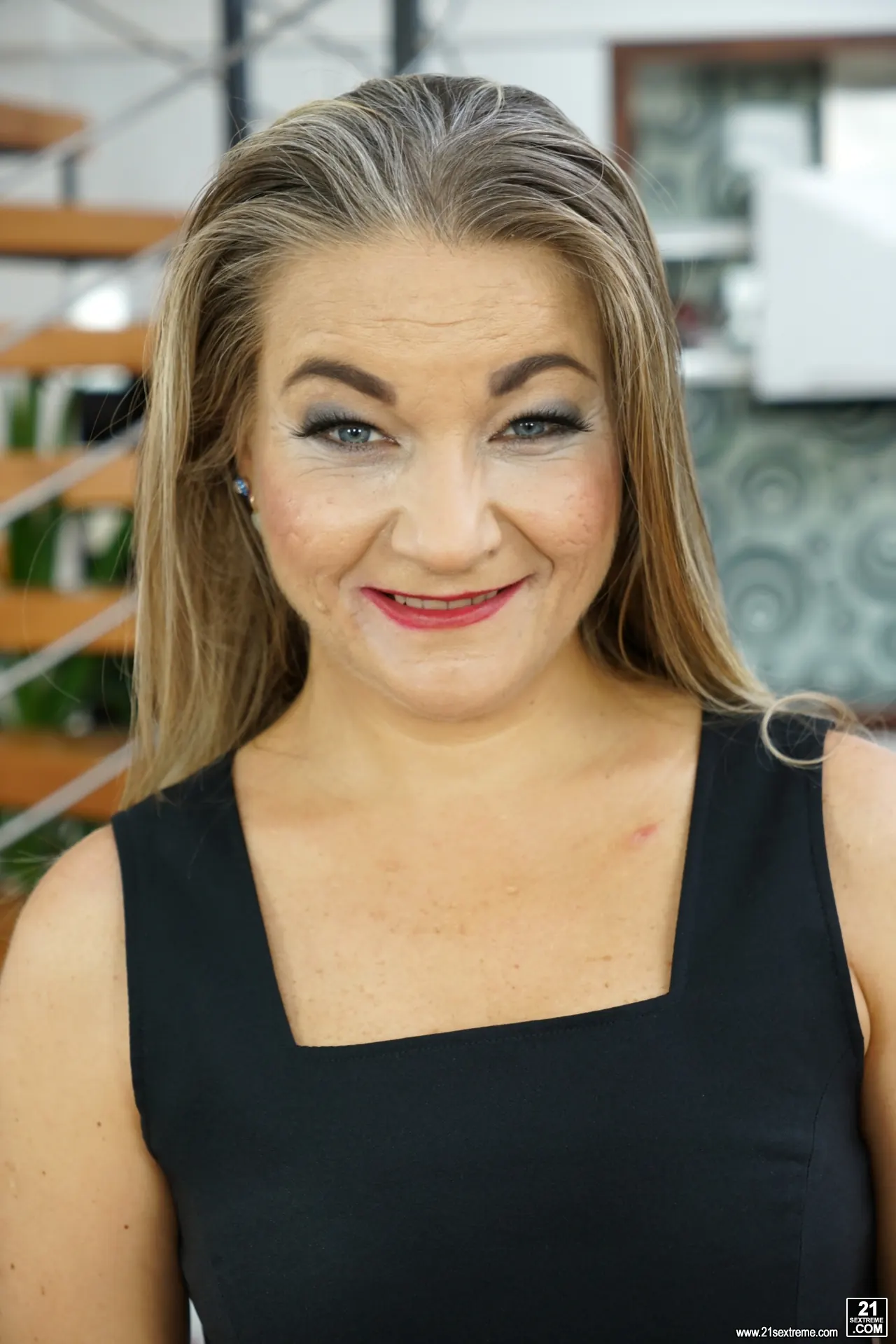 21Sextury 'Grandma's Naughty Affair' starring Valerie Voss (Photo 1)