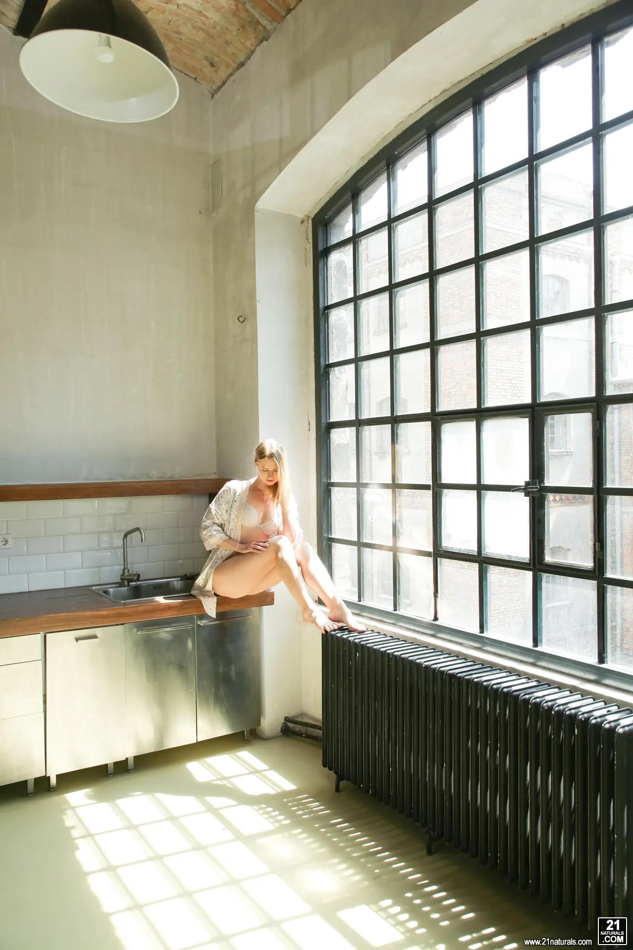 Violette Pure in 'Go Toe To Toe...' from '21Sextury' (Photo 1) 21Sextury 'Go Toe To Toe...' starring Violette Pure (Photo 1)